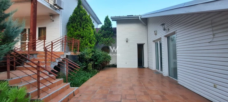 Vila deosebita in Cisnadioara, teren 1900mp , COMISION 0%