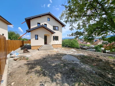 Casa Noua, 3 nivele, carport - Sibiu, Cisnadie